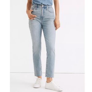 Madewell The Curvy Perfect Vintage Jean in Ellicott Wash